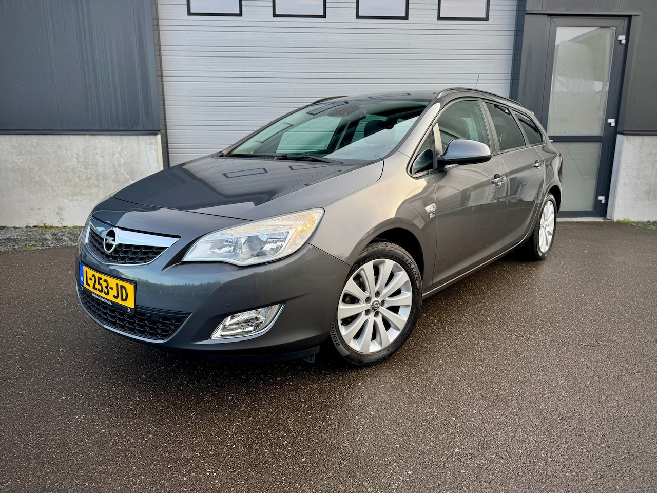 Opel Astra Sports Tourer - 1.4 Turbo Sport 1.4 Turbo Sport - AutoWereld.nl