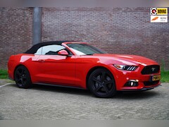 Ford Mustang Convertible - 2.3 EcoBoost 317PK, Navigatie, A.rijcamera, Climat control, REMUS uitlaat