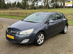 Opel Astra - 1.6 Edition /CRUISE/PDC/ZEER LAGE KM/RIJDTNIEUW/