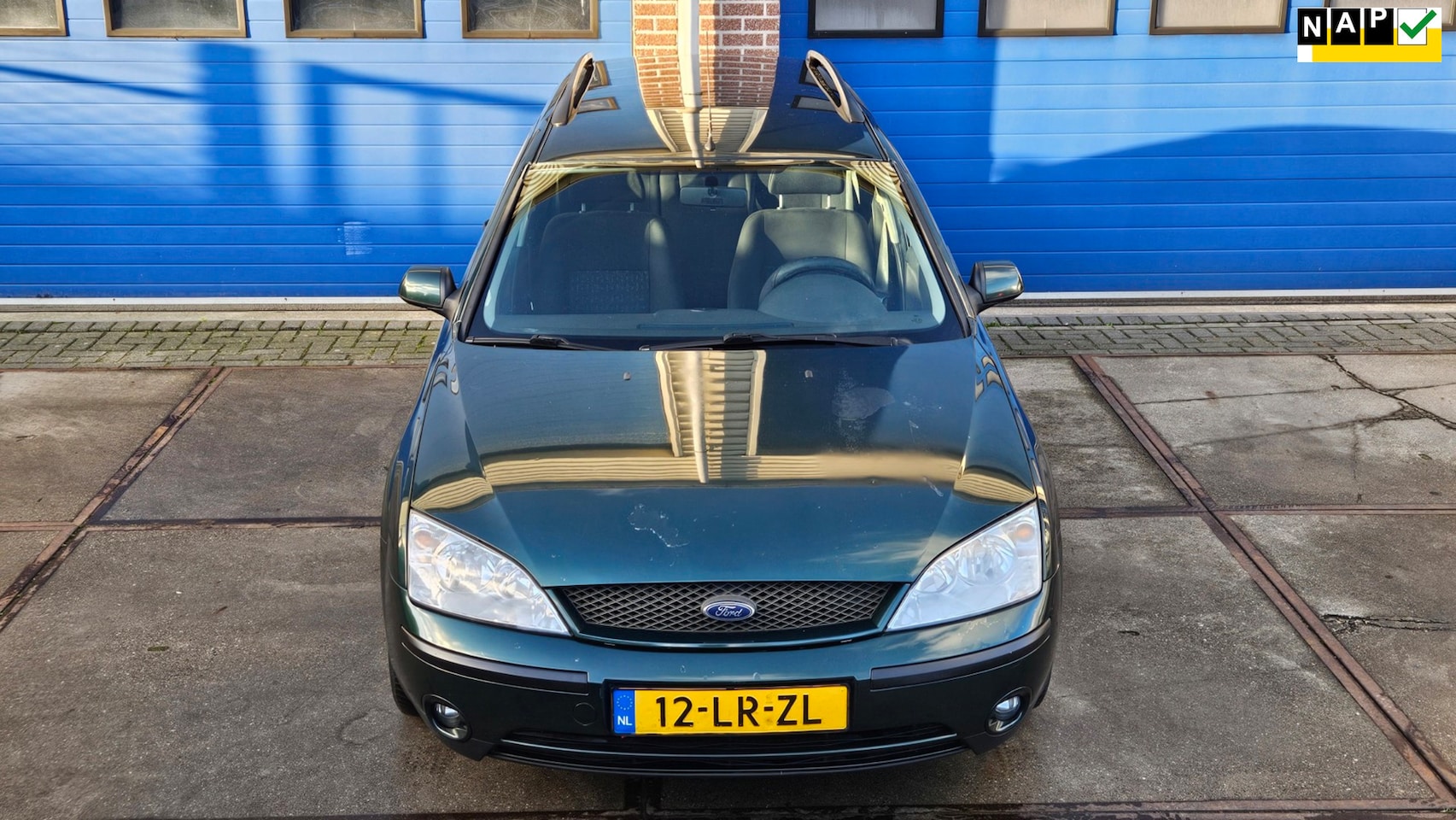 Ford Mondeo Wagon - 1.8-16V Centennial *airco* - AutoWereld.nl