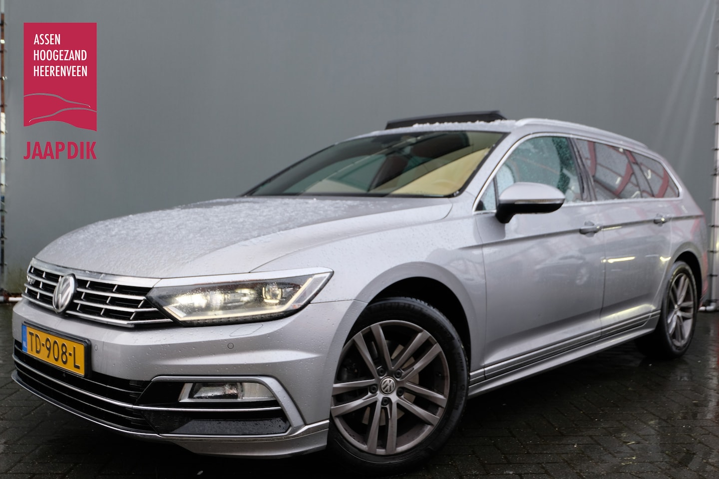 Volkswagen Passat Variant - BWJ 2018 1.4 TSI 150 PK ACT Highline Business R TREKHAAK / APPLE CARPLAY / ANDROID AUTO / - AutoWereld.nl