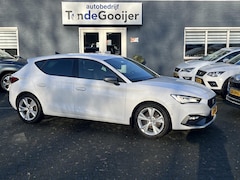 Seat Leon - 1.0 eTSi DSG FR | NAV. | CAMERA | STOELVERW. |