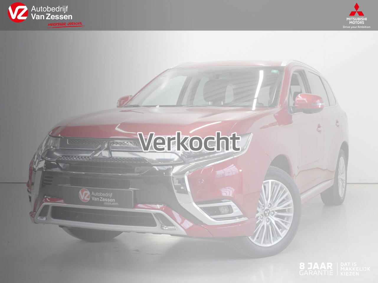 Mitsubishi Outlander - 2.4 PHEV Intense+ | Schuifdak | Trekhaak | Standkachel | Navi | Garantie tot 31-10-2028! - AutoWereld.nl