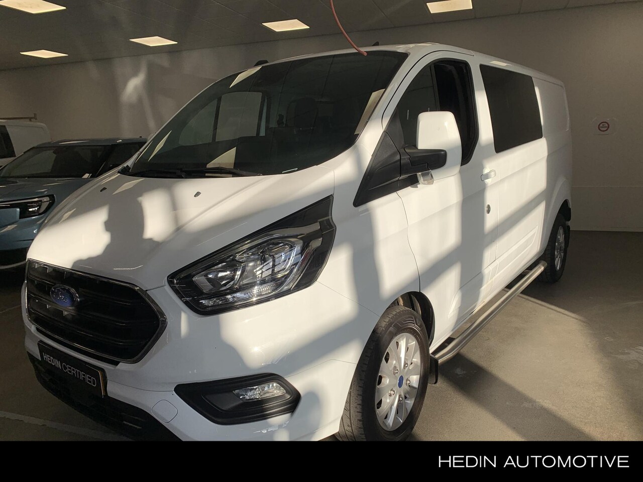 Ford Transit Custom - 300 2.0 TDCI L2H1 Trend DC 300 2.0 TDCI L2H1 Trend DC - AutoWereld.nl