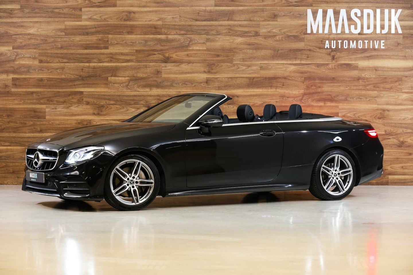 Mercedes-Benz E-klasse Cabrio - 200 AMG|Widescreen|360|Burmester|Leder| - AutoWereld.nl