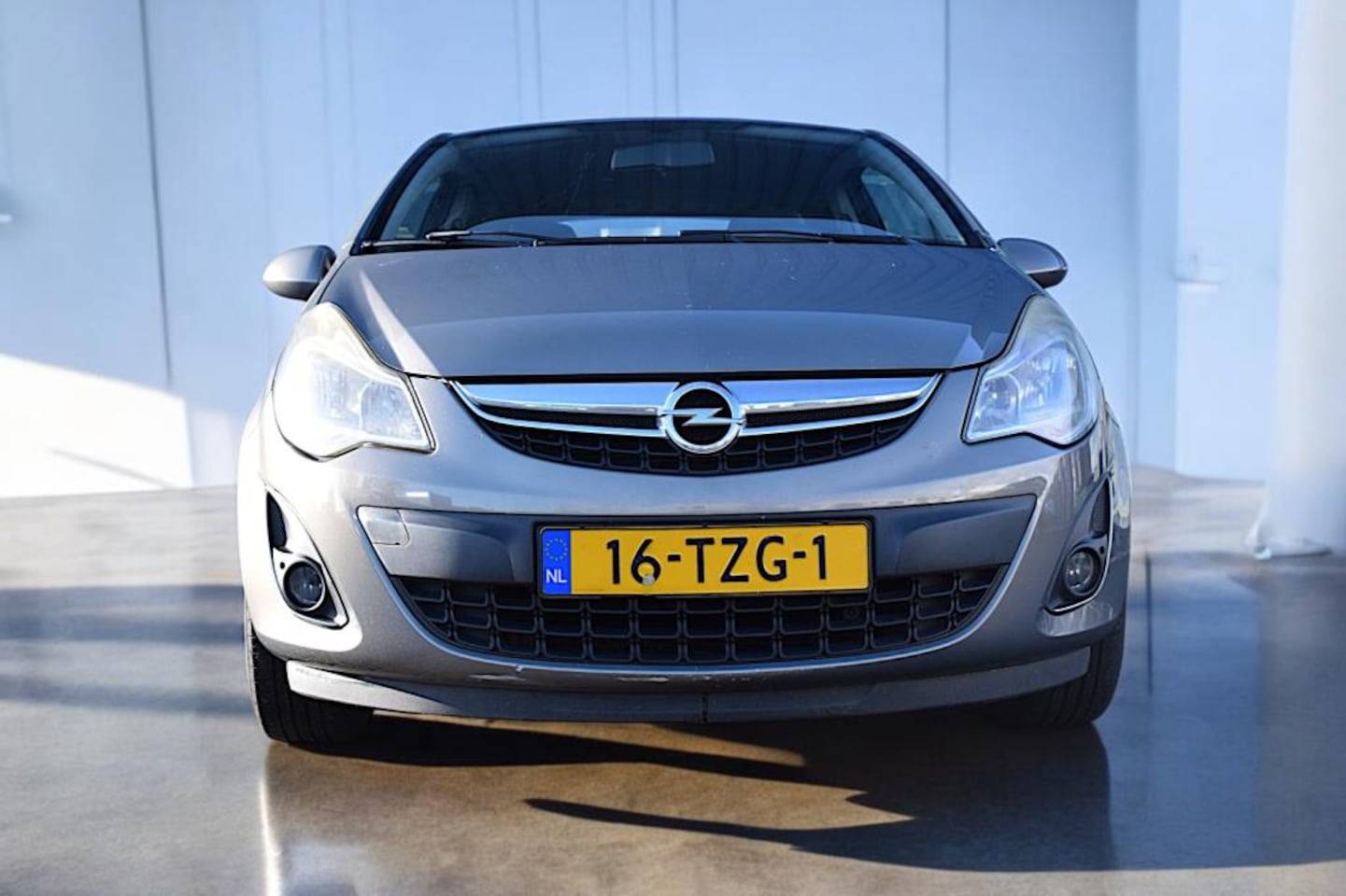 Opel Corsa - 1.4-16V Anniversary Edition, Elektrisch pakket, NAP, Navigatie