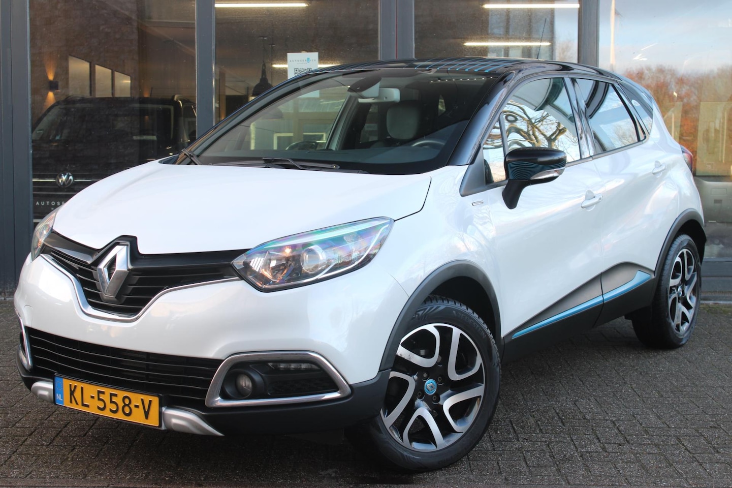 Renault Captur - 0.9 TCe Wave | Stoelverwarming | Achteruitrijcamera | Trekhaak 1200kg | Airco | Cruise Con - AutoWereld.nl