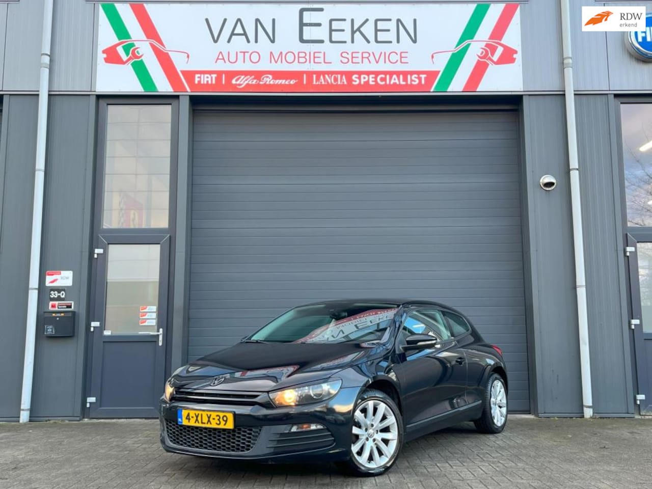 Volkswagen Scirocco - 1.4 TSI 122 PK Sport Clima/CarPlay/RVS uitlaat/LM Velgen - AutoWereld.nl