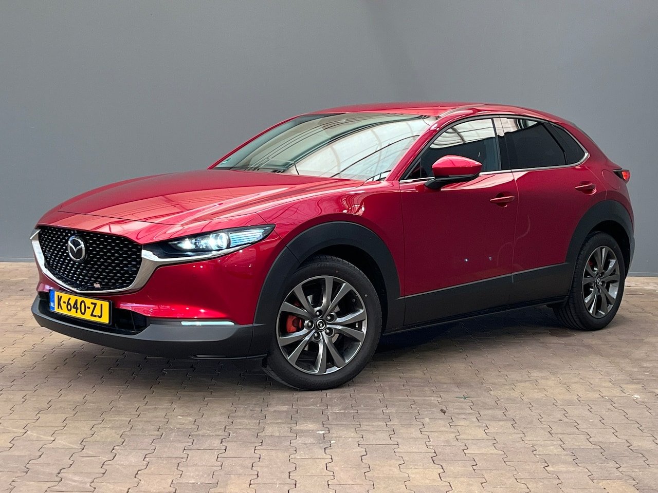 Mazda CX-30 - 2.0 e-SkyActiv-X M Hybrid Luxury MazdaCX-30CX-302.0 e-SkyActiv-X M Hybrid Luxury2.0 e-SkyA - AutoWereld.nl