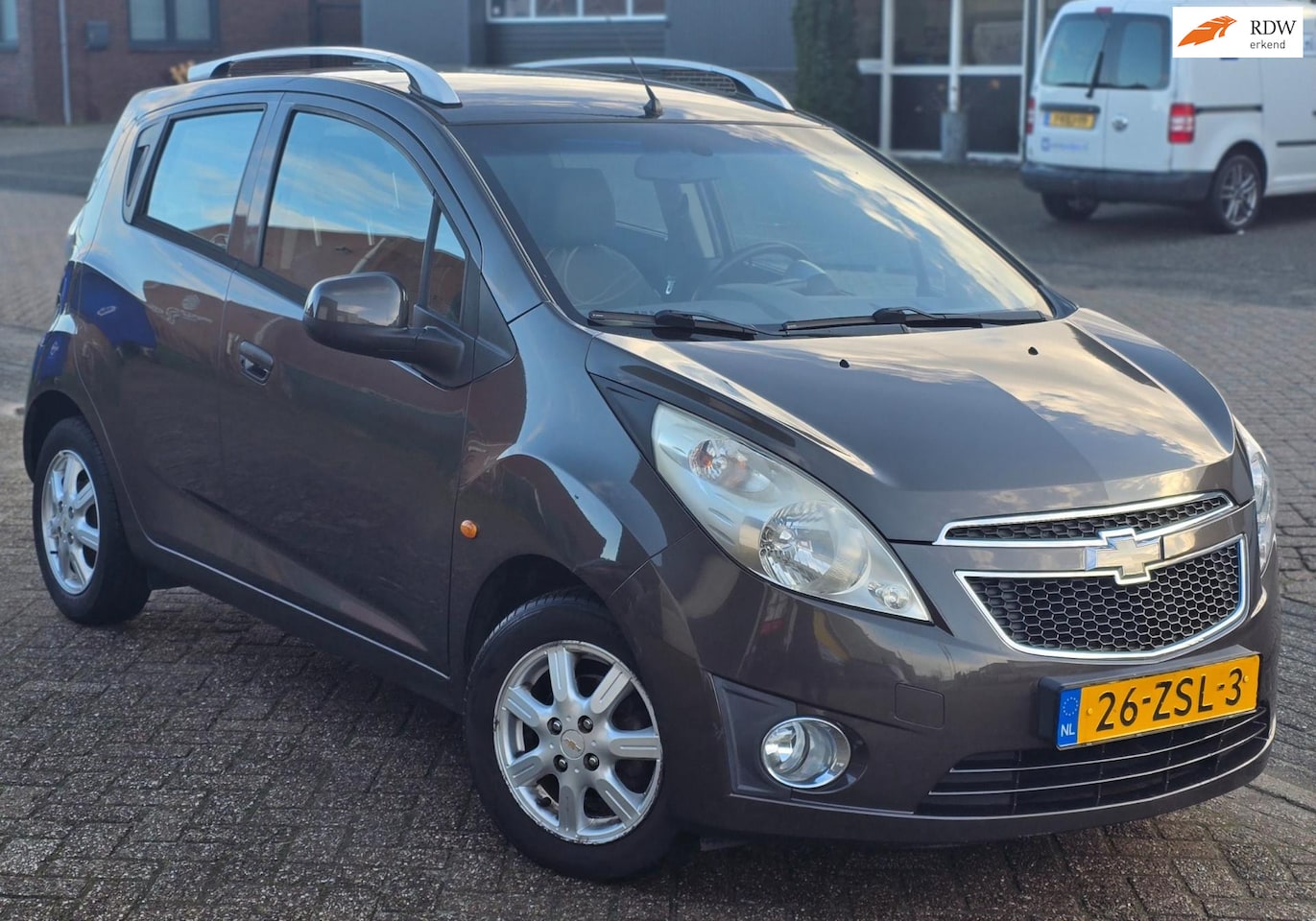 Chevrolet Spark - 1.2 16V LT ZEER NETJES GOED ONDERHOUDEN - AutoWereld.nl