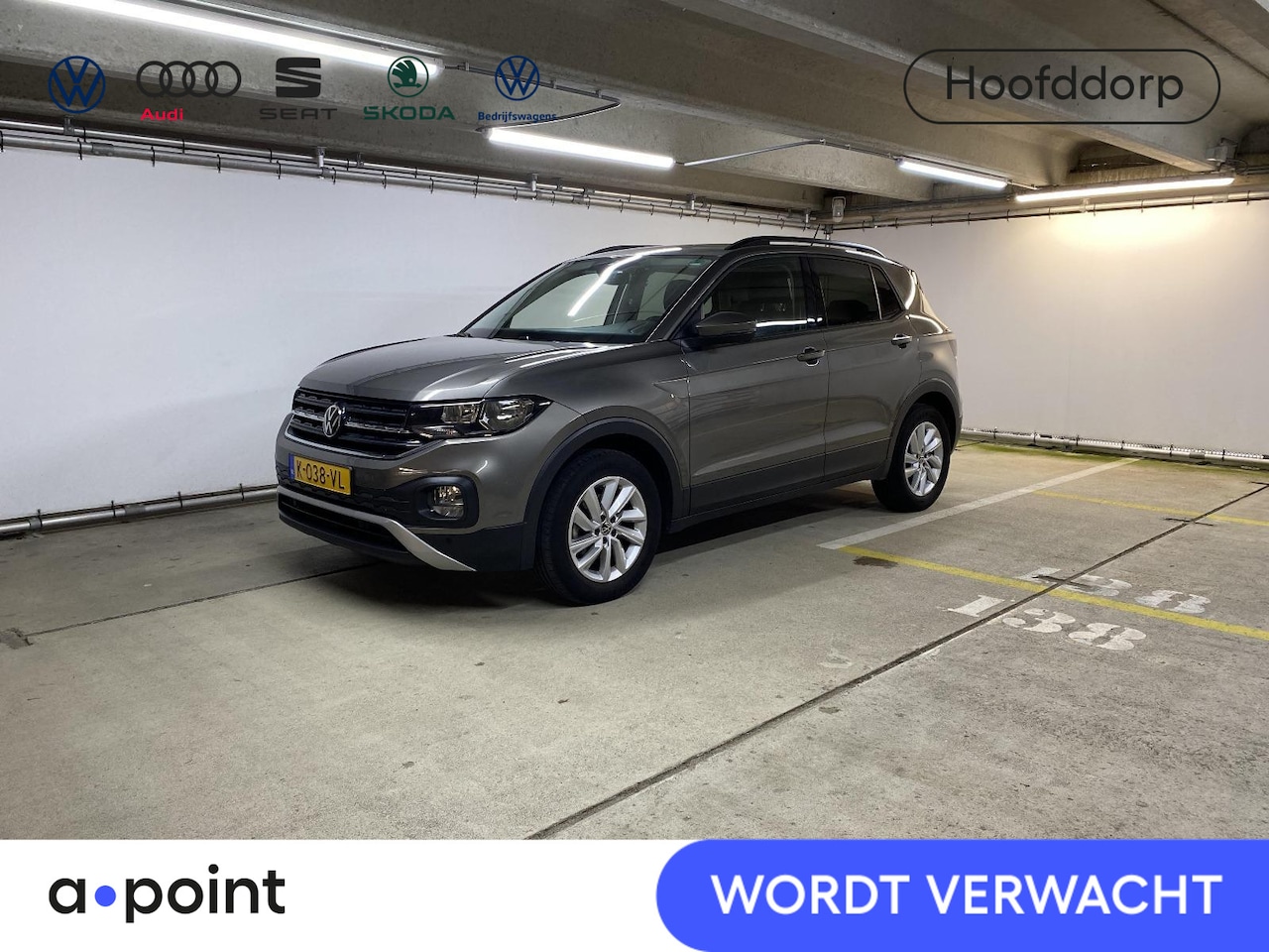 Volkswagen T-Cross - 1.0 TSI Life 95 pk | Navigatie | Trekhaak | Parkeersensoren | Adaptieve cruise control | A - AutoWereld.nl