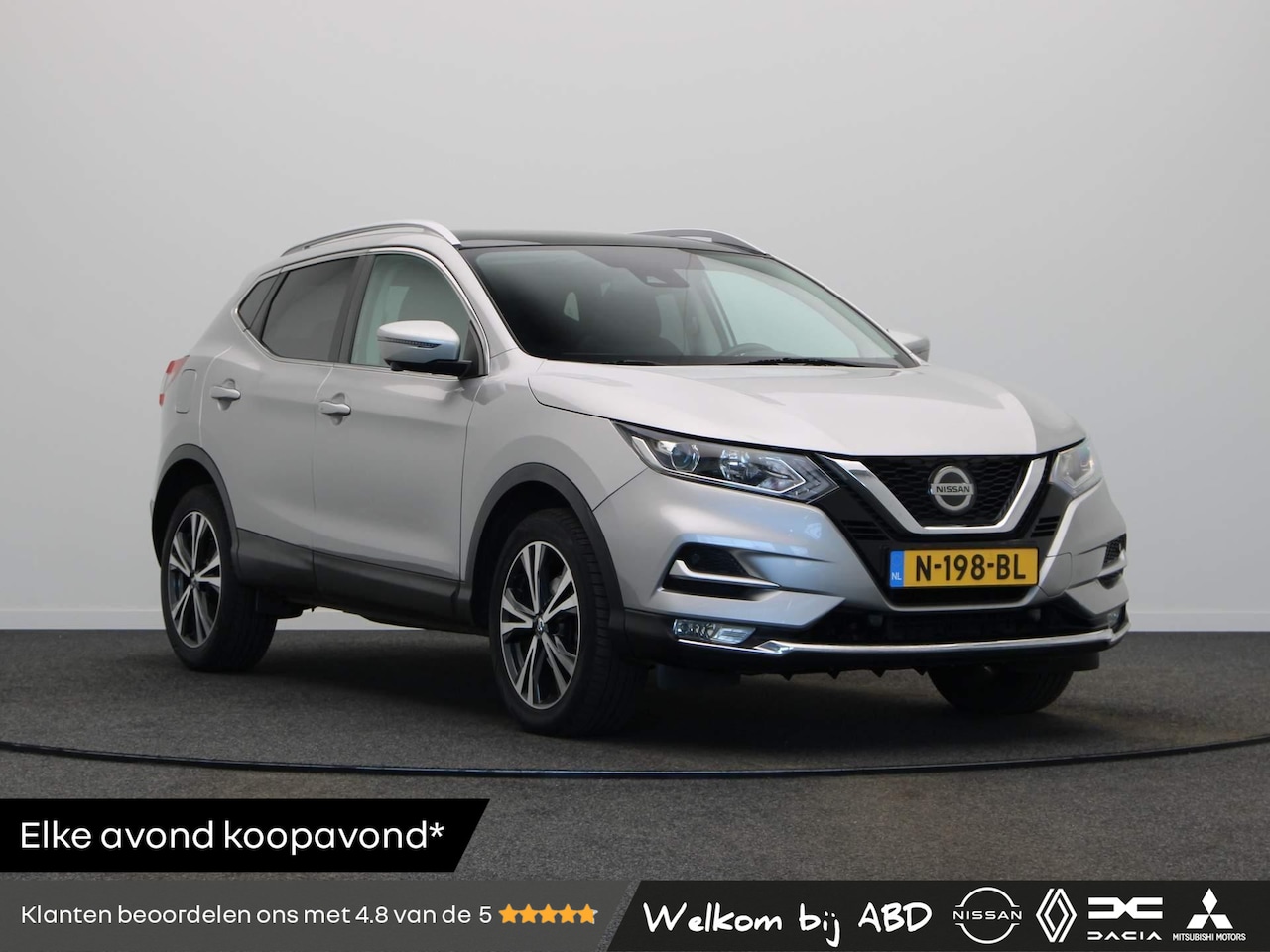 Nissan Qashqai - 140pk DIG-T N-Connecta | Trekhaak | All-season Banden| Panoramadak | 360 graden camera | A - AutoWereld.nl