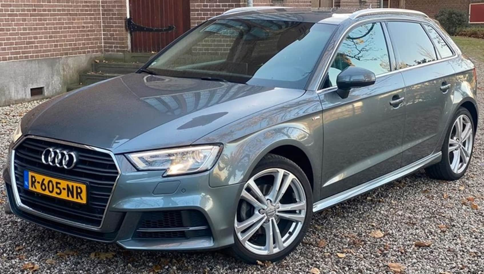 Audi A3 Sportback - 1.5 TFSI CoD Sport S Line Edition - AutoWereld.nl