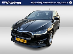 Skoda Fabia - 1.0 TSI Ambition / APP.Connect / 16"LMV / Stoelverwarming