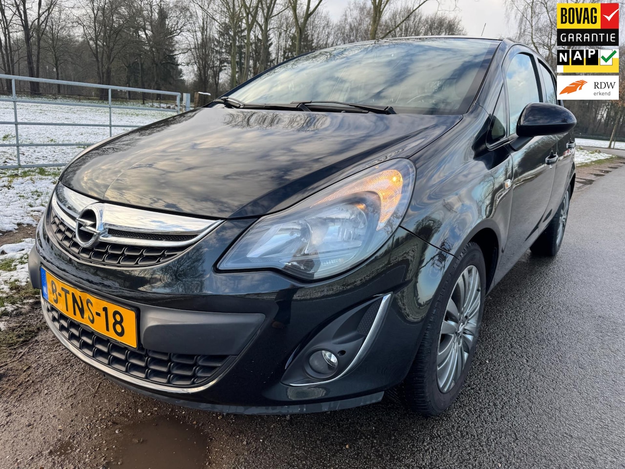 Opel Corsa - 1.4-16V Design Edition AUTOMAAT compleet onderhouden - AutoWereld.nl