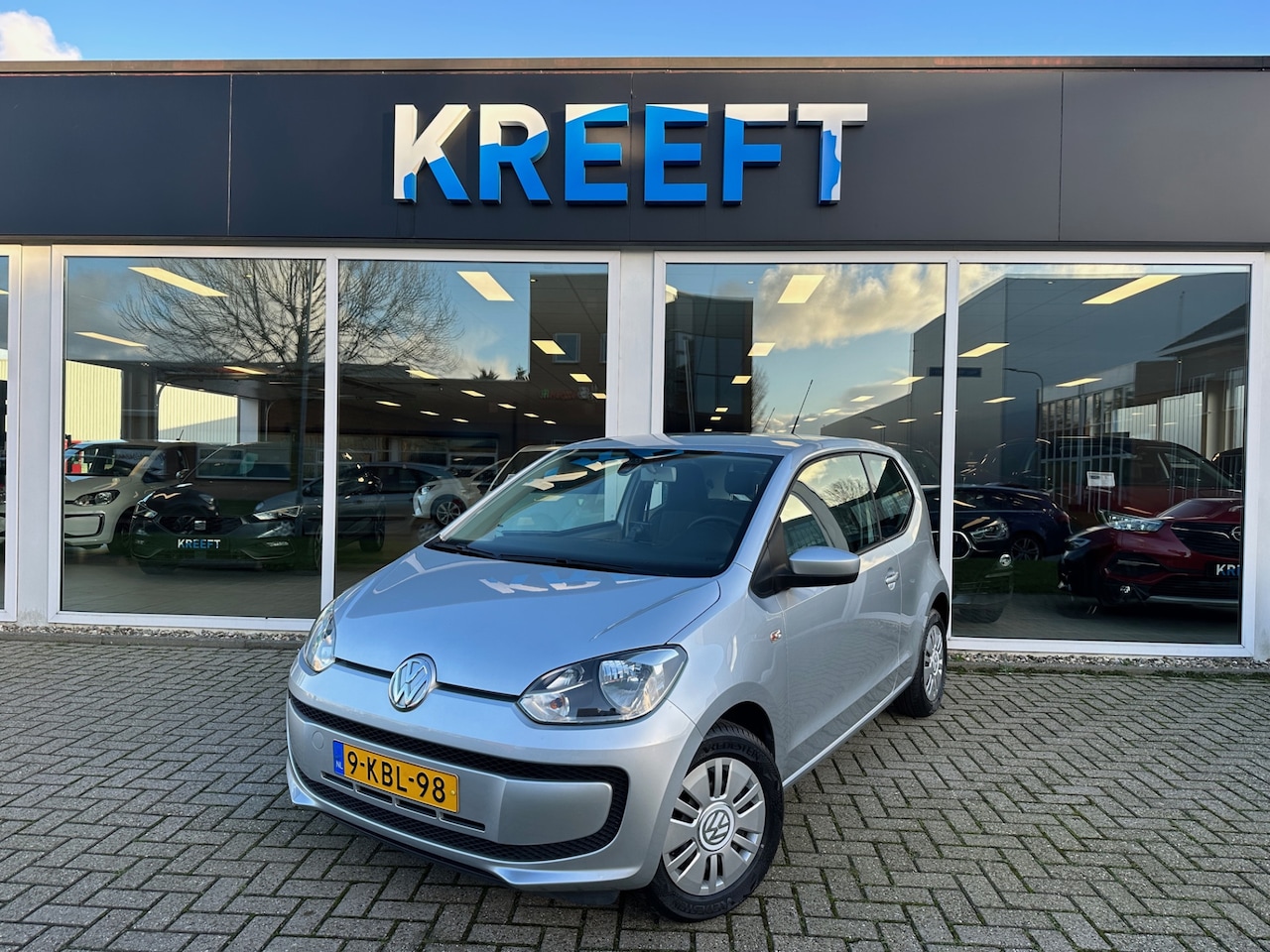 Volkswagen Up! - 1.0 move up! BlueMotion Geleverd met groot onderhoud - AutoWereld.nl