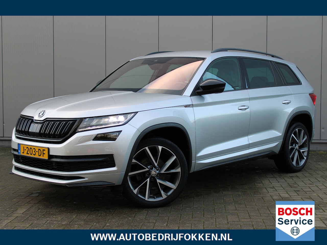 Skoda Kodiaq - 1.5 TSI Sportline Business AUTOMAAT|Navi|LM-Velgen|Camera|Cruise|Audio|Cv - AutoWereld.nl