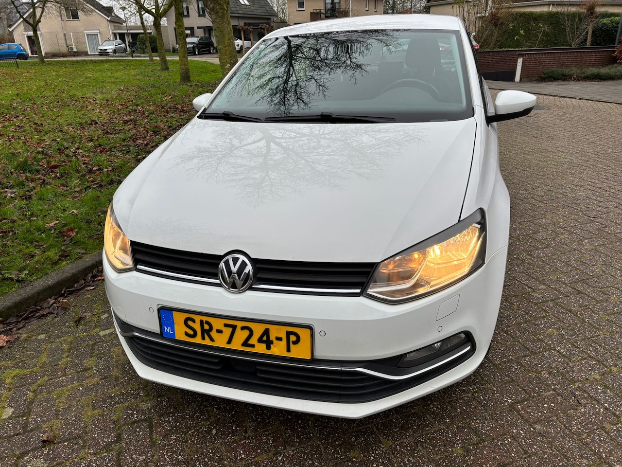 Volkswagen Polo - 1.2 TSI Comfortline Polo 1.2 TSI 66KW Comfortline Bluemotion - AutoWereld.nl