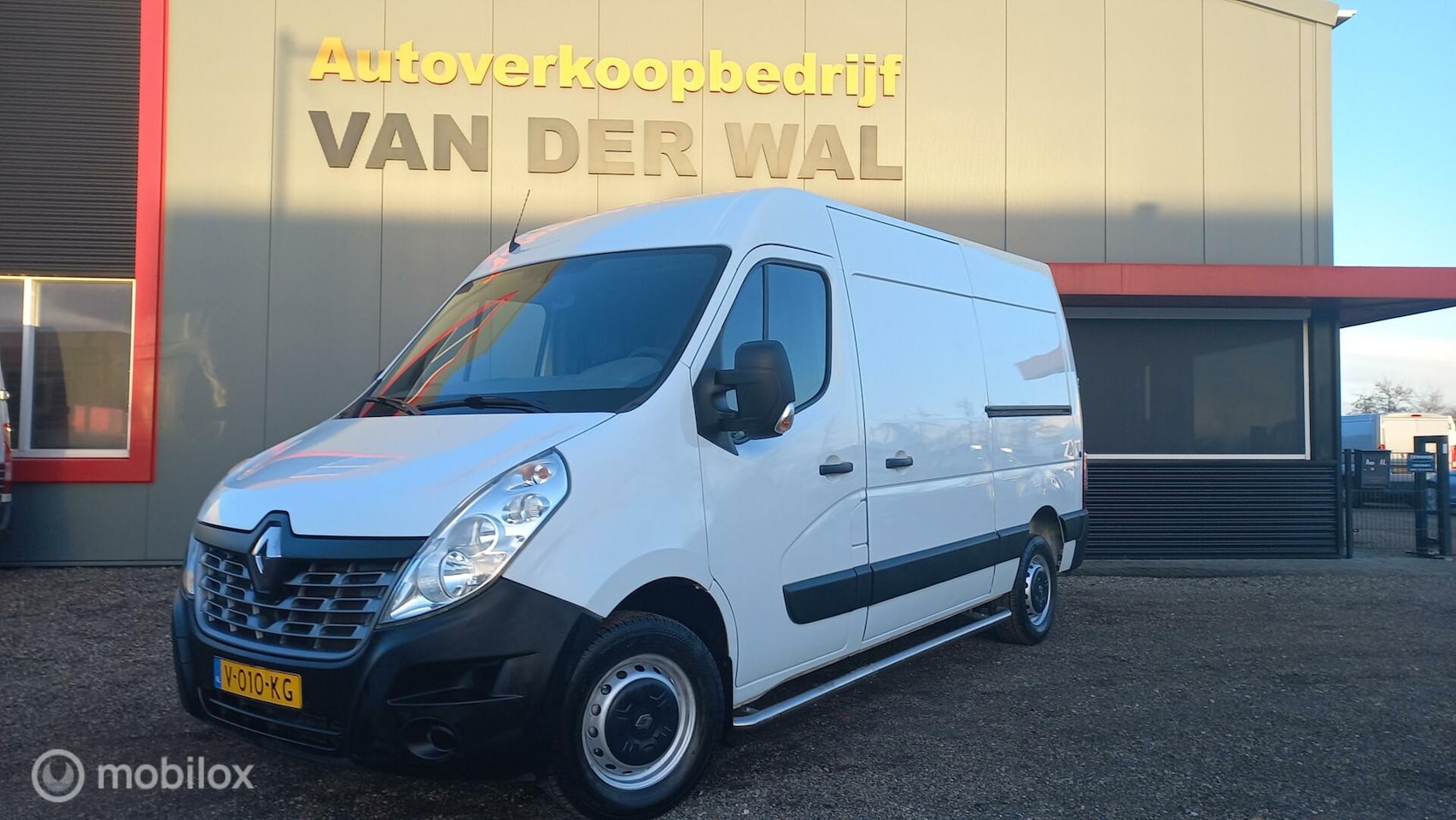 Renault Master - bestel T35 2.3 dCi L2H2/AIRCO/CRUISECONTROL/NAVIGATIE - AutoWereld.nl