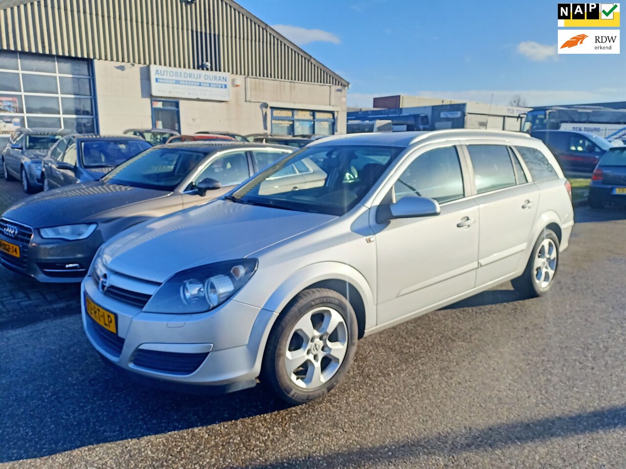 Opel Astra Wagon - 1.6 Enjoy NAV.+ Airco Bj:2005 NAP! - AutoWereld.nl