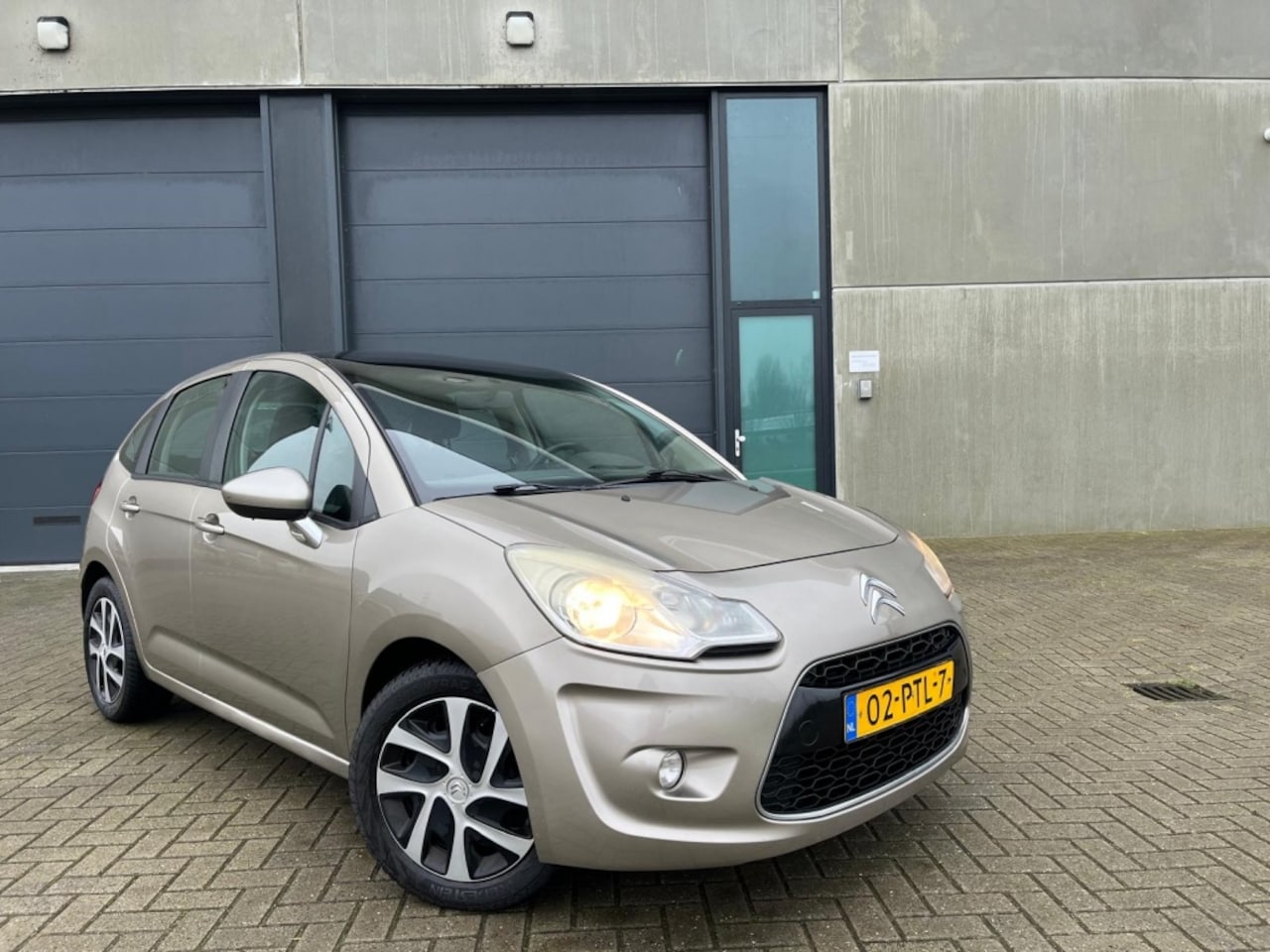 Citroën C3 - 1.6 e-HDi Navigatie|PANO Luxe model - AutoWereld.nl