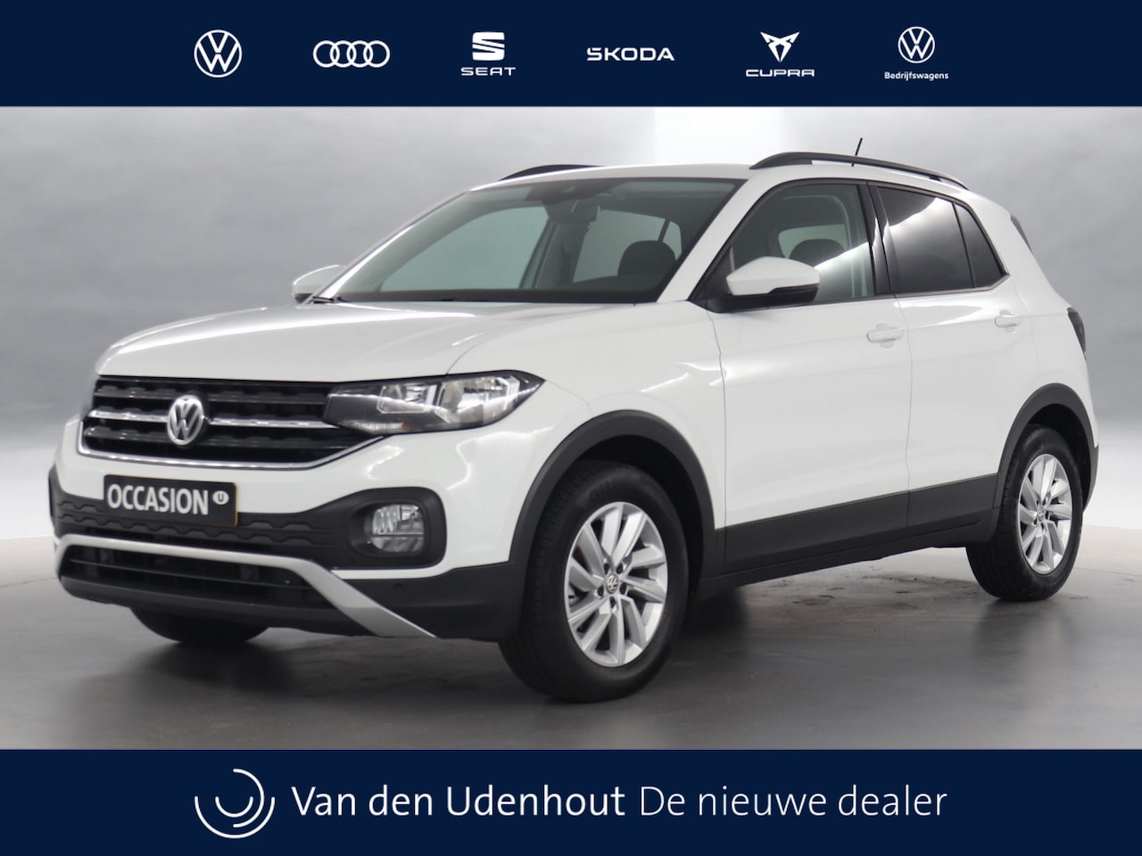 Volkswagen T-Cross - 1.0 TSI 95pk Life Executive / Navigatie / Adaptive Cruise / Trekhaak - AutoWereld.nl