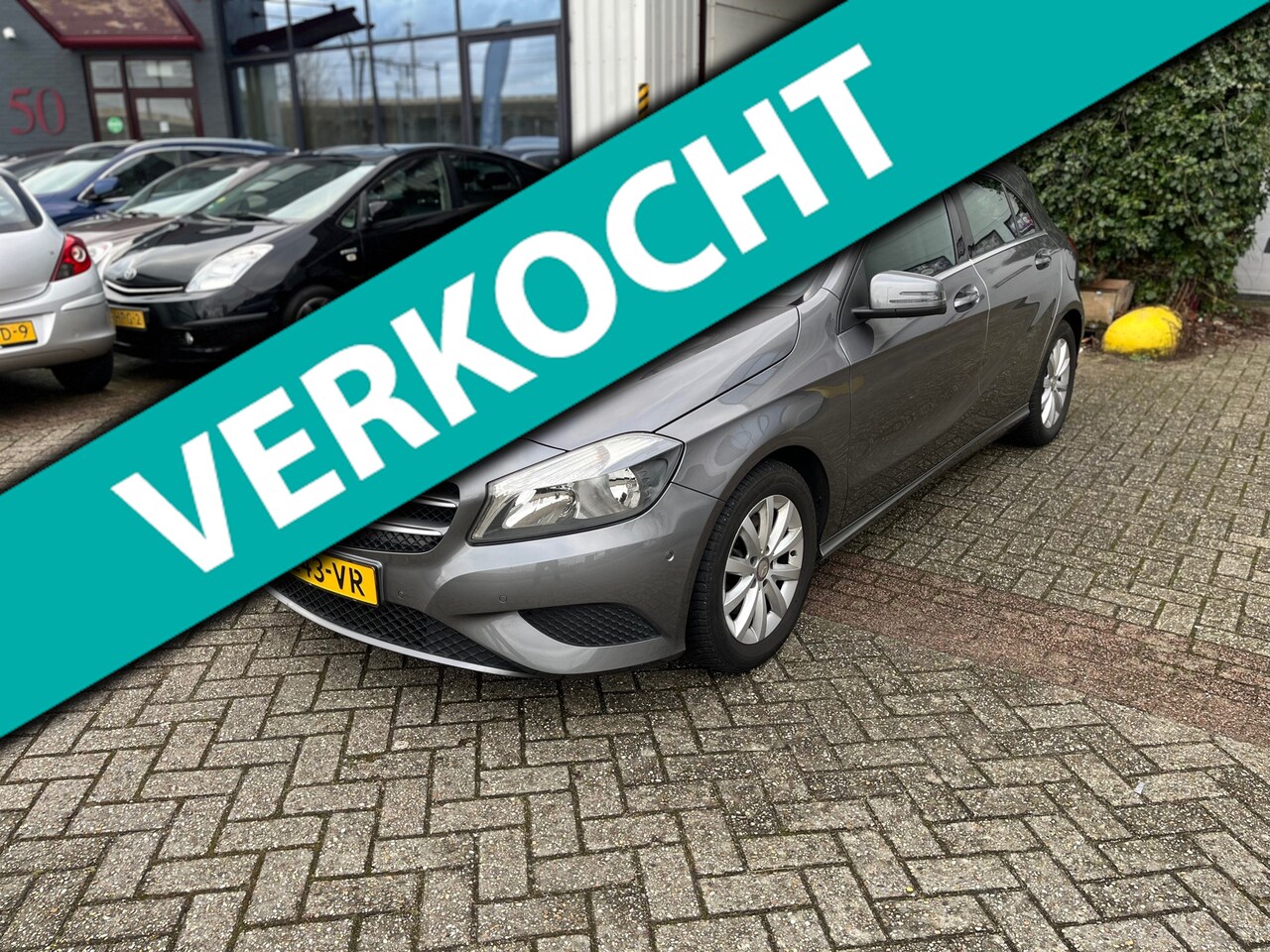 Mercedes-Benz A-klasse - A180 met 180 pk en apple/android carplay en sfeer verlichting - AutoWereld.nl