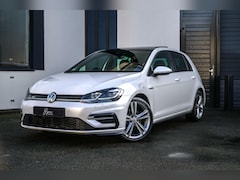 Volkswagen Golf - 1.5 TSI R-Line PANO / DCC / CAMERA