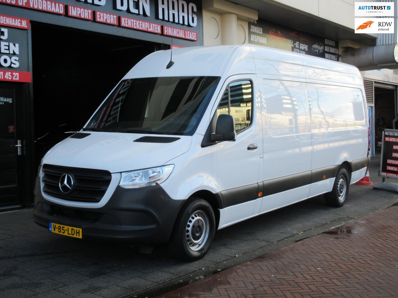 Mercedes-Benz Sprinter - 316 2.2 CDI L3H2 EURO VI-D MBUX Navi Clima Camera - AutoWereld.nl