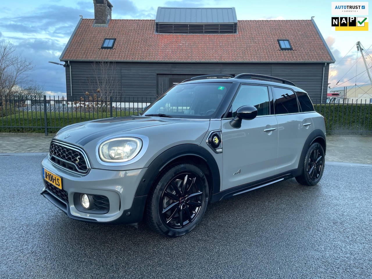 MINI Countryman - Mini 2.0 Cooper S E ALL4 Chili Works Hibride Panoramdak Navi Led/Xenon Leer Camera - AutoWereld.nl