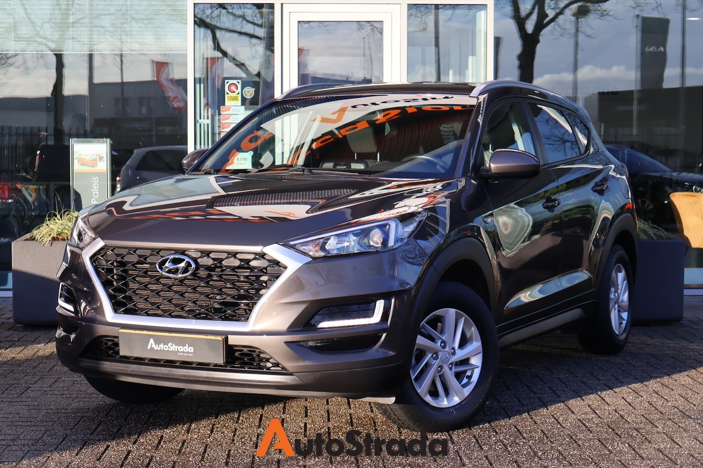 Hyundai Tucson - 1.6 GDi Comfort 132pk | Stoelverwarming | Climate | Cruise | Navi | Camera - AutoWereld.nl