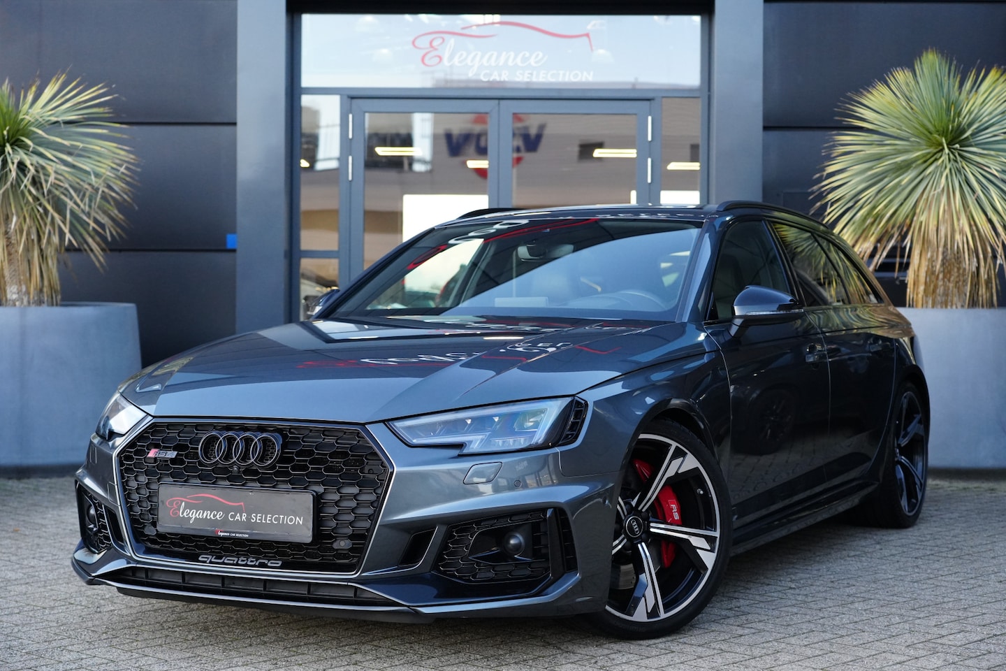 Audi RS4 - Avant 2.9 TFSI Quattro Pro Line Plus 450pk Panoramadak/Stoelverwarming/BangOlufsen - AutoWereld.nl