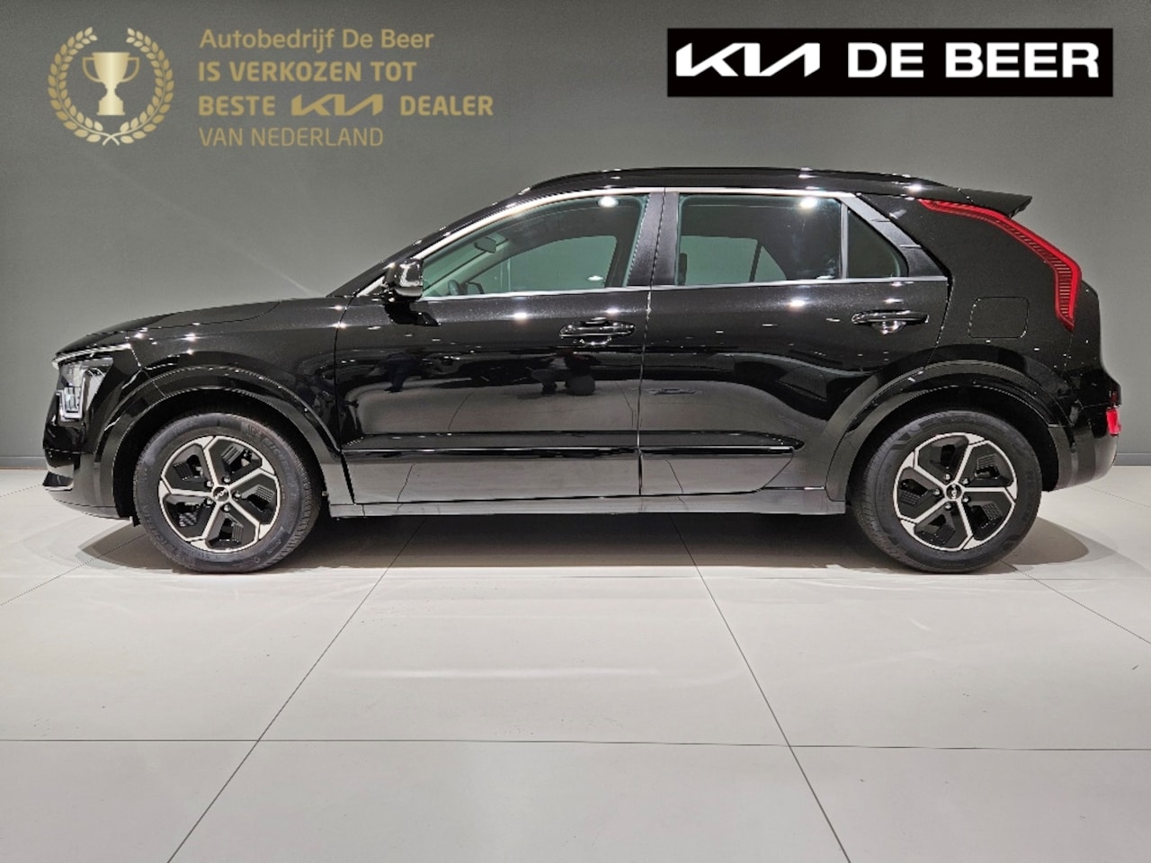 Kia Niro - 1.6 GDi Hybrid 141pk DCT6 Vol Automaat Dynamic Line Navigatie Climate Controle - AutoWereld.nl