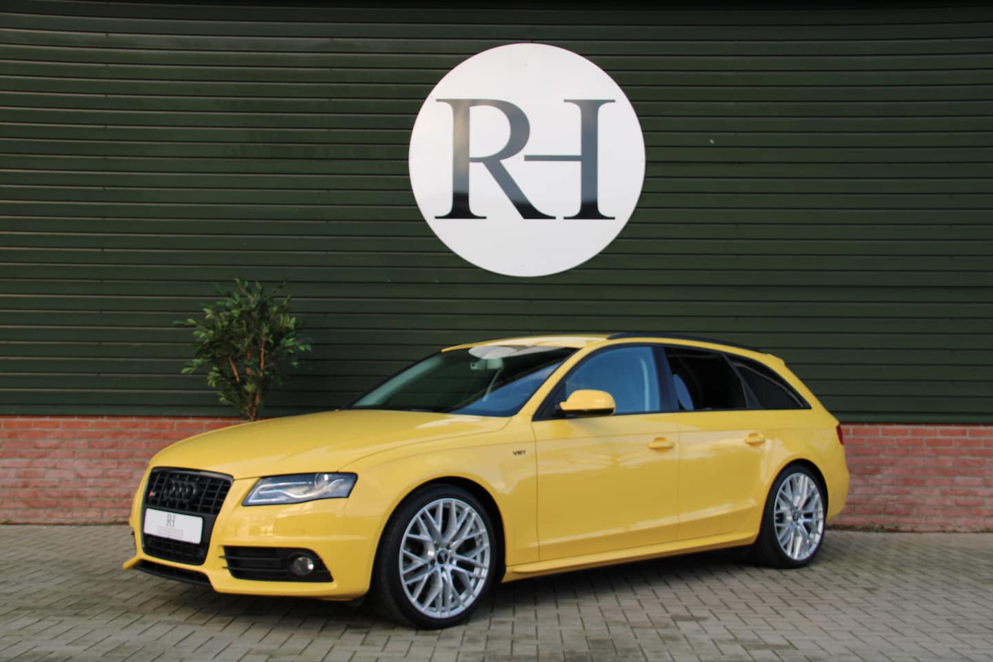 Audi A4 Avant - S4 3.0 V6 TFSI Quattro Automaat - Imolageel - Youngtimer! - AutoWereld.nl