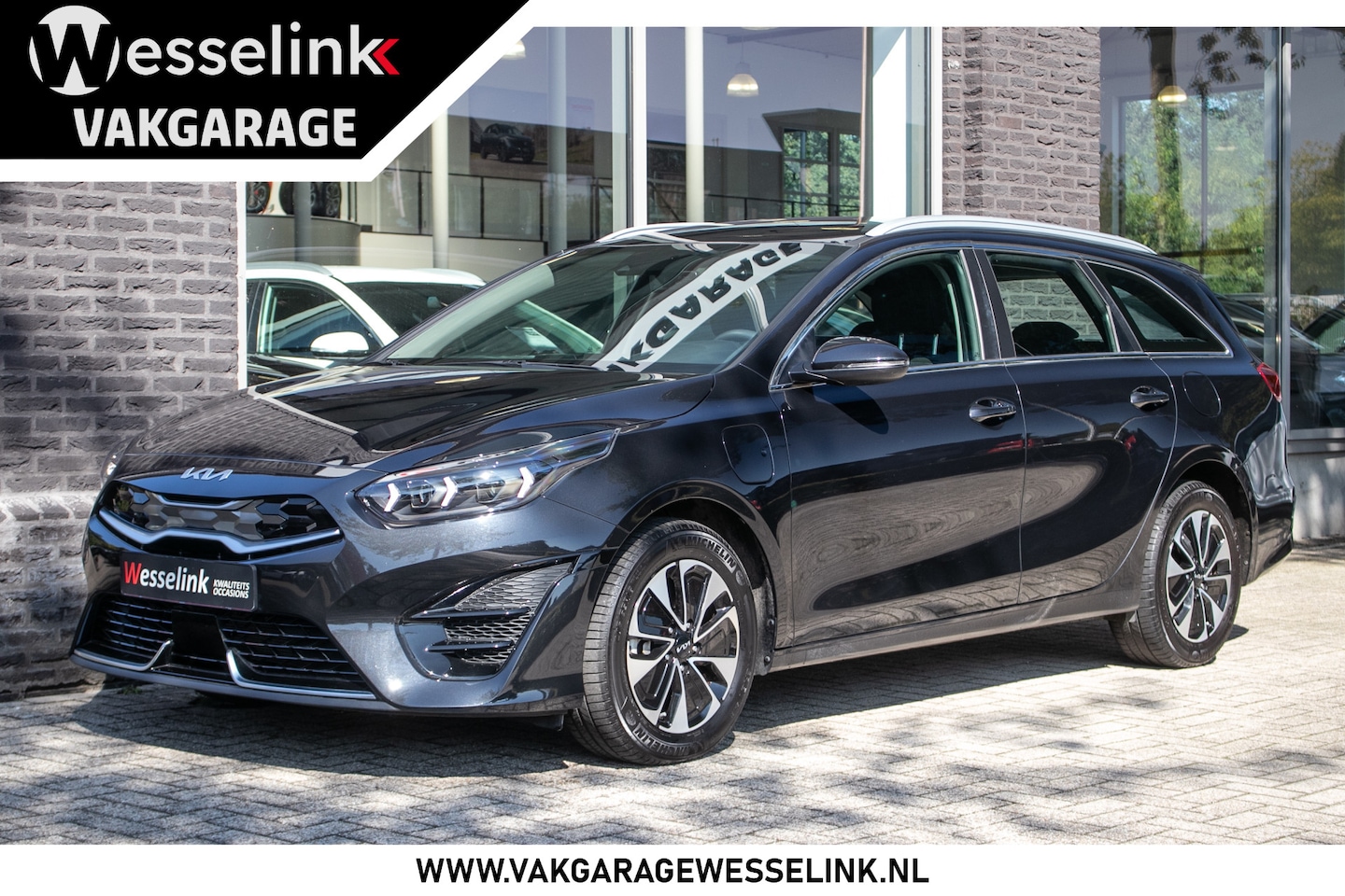 Kia Cee'd Sportswagon - Ceed 1.6 GDI PHEV DynamicLine - All-in rijklrprs | Carplay | Adpt. cruise | Camera | stuur - AutoWereld.nl