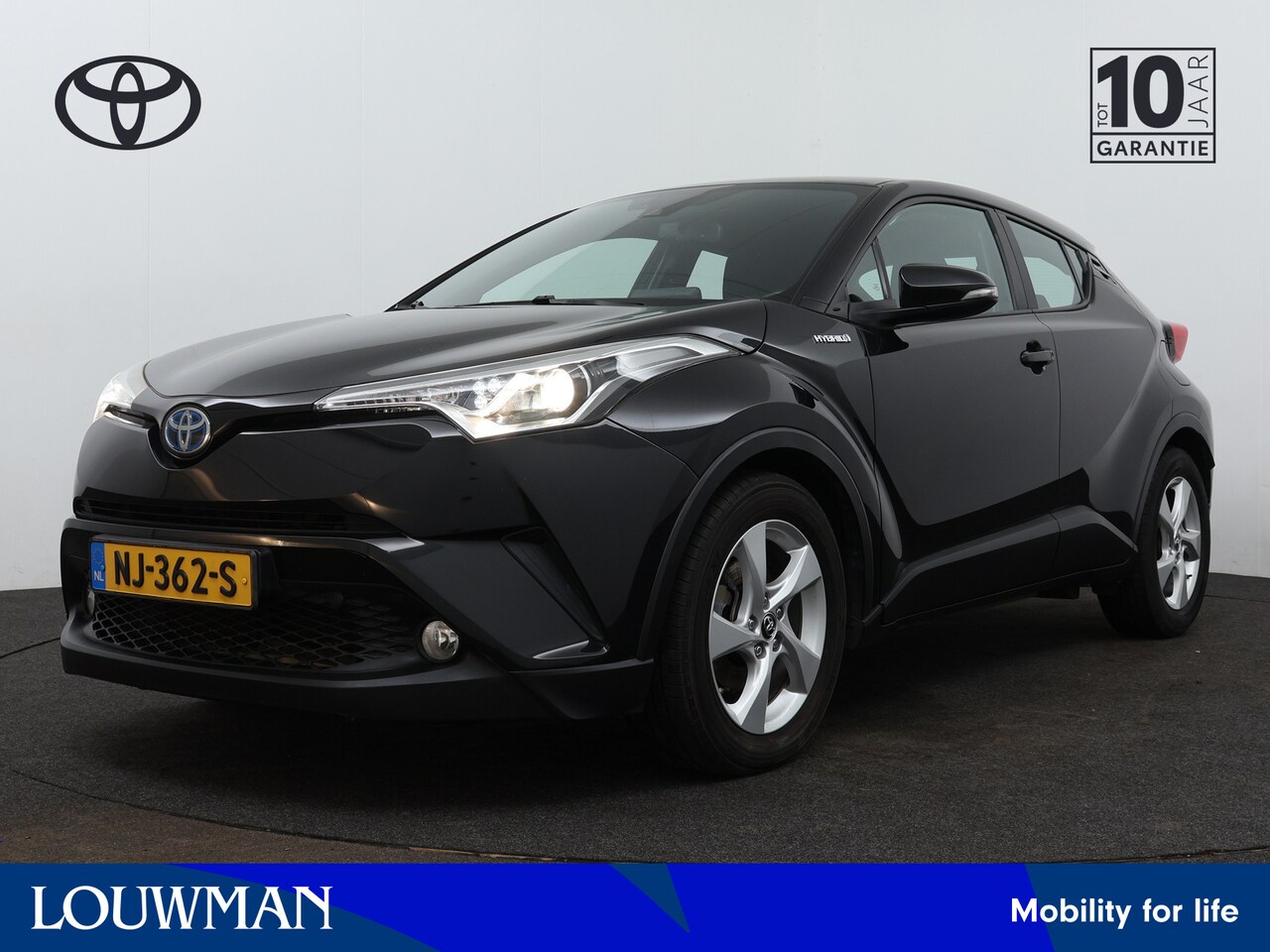 Toyota C-HR - 1.8 Hybrid Dynamic Limited | Navigatie | Camera | LM velgen | Trekhaak | - AutoWereld.nl