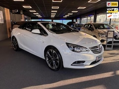 Opel Cascada - 1.6 Turbo Innovation | Cabrio | Camera | Xenon | Leder | Navi | PDC Voor + Achter | Cruise