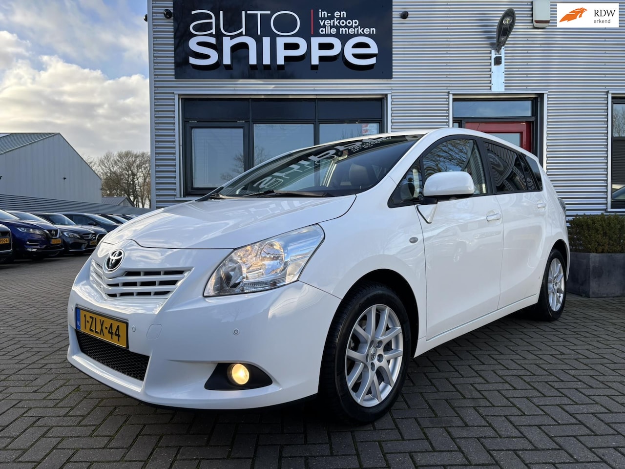 Toyota Verso - 1.6 VVT-i Business -CLIMA-CRUISECONTROL-ACHTERUITRIJCAMERA-TREKHAAK-ISOFIX-LICHTMETALEN VE - AutoWereld.nl