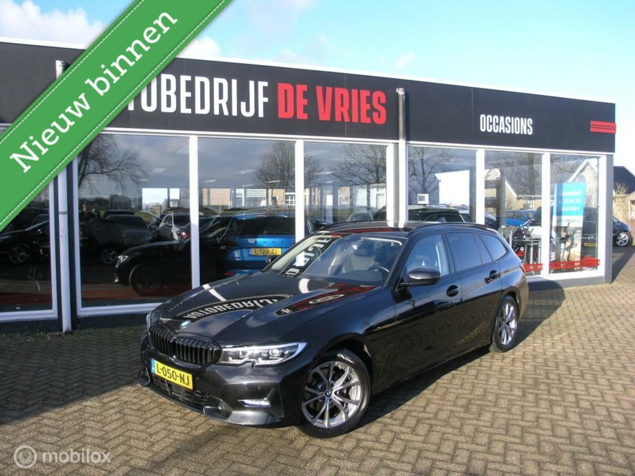 BMW 3-serie Touring - 320i Black-Optick Adapt-Cruise/Sportstoelen - AutoWereld.nl