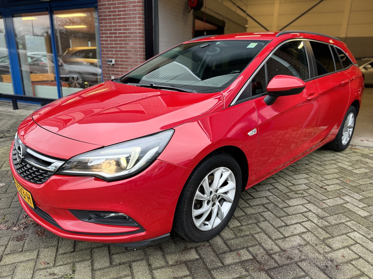 Opel Astra Sports Tourer - 1.4 Business+ 1.4 Business+ - AutoWereld.nl