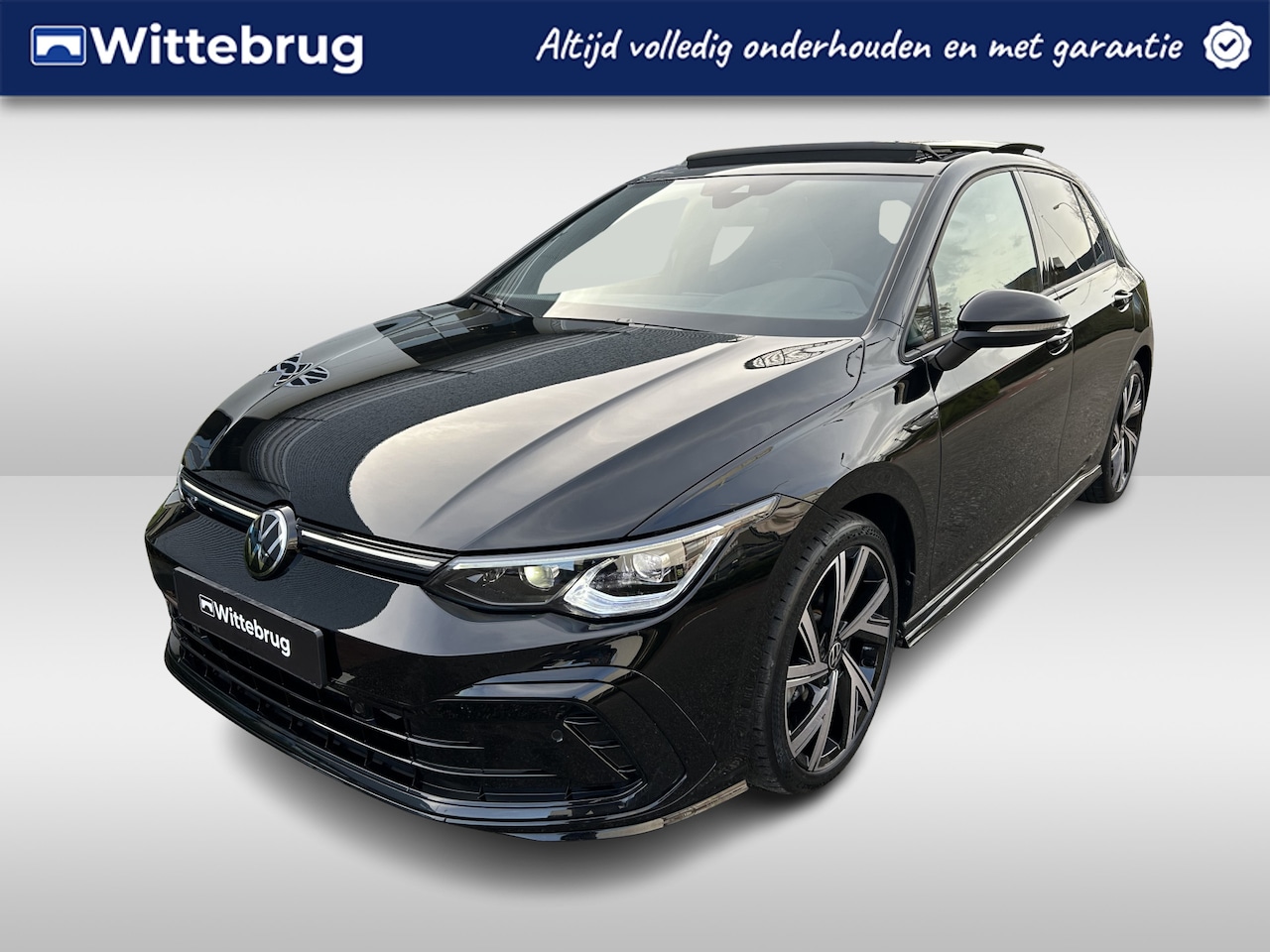 Volkswagen Golf - 1.5 eTSI 150pk DSG R-Line Business / Black Style / Panoramadak / LED Matrix Koplampen / Na - AutoWereld.nl