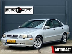 Volvo S40 - 2.0 Europa - AUTOMAAT - NL AUTO - AIRCO - STOELVERWARMING - CRUISE CONTROLE - NAP - YOUNGT