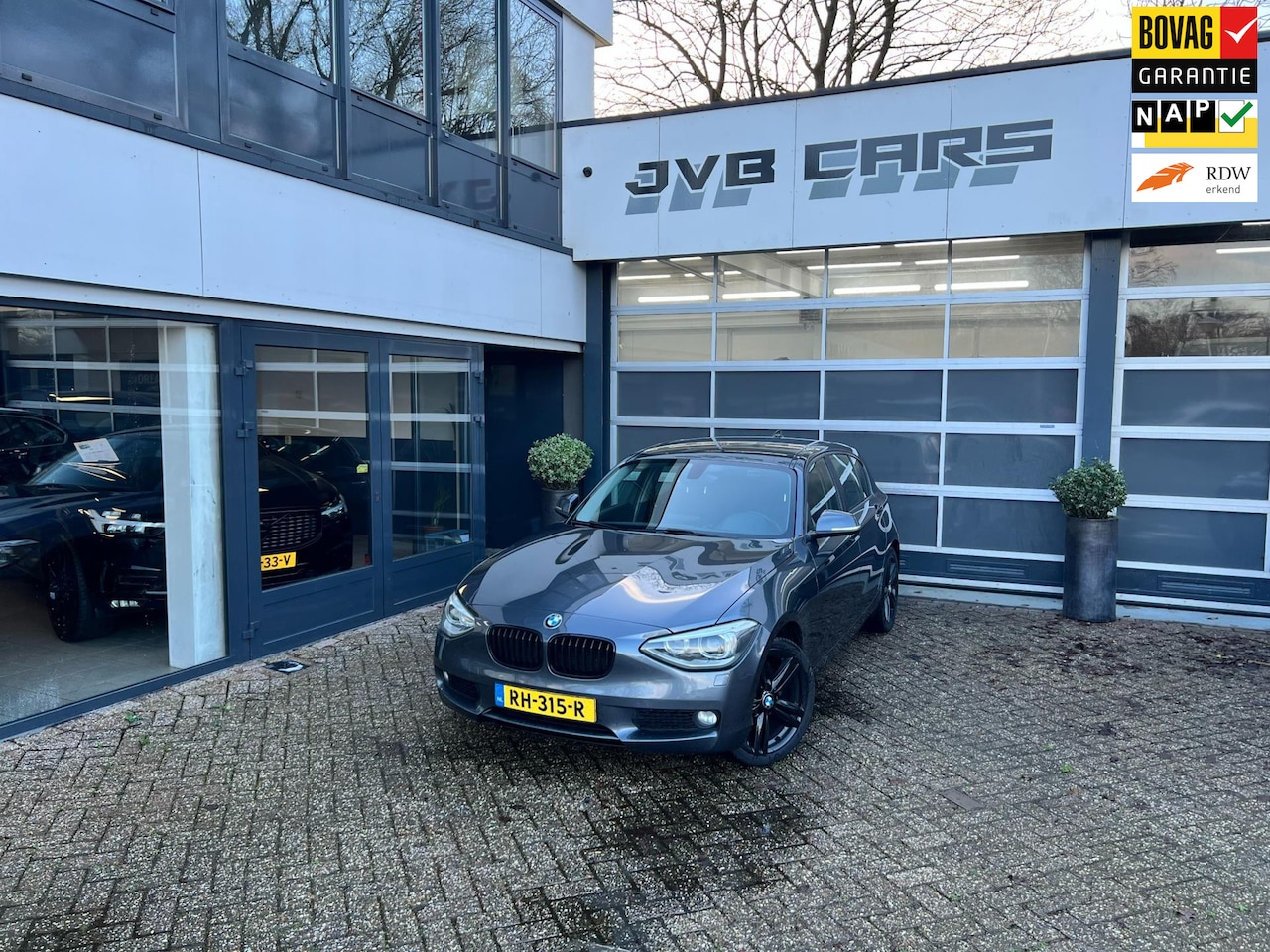 BMW 1-serie - 116d High Executive 116d High Executive - AutoWereld.nl