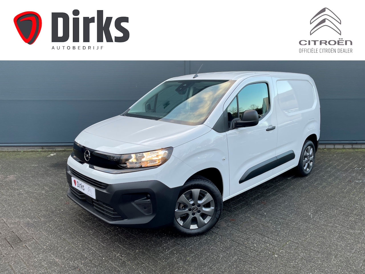 Opel Combo - 110pk L1 (Camera- Navigatie via APP - Parkeersensoren - Lichtmetalen velgen - Airco - Crui - AutoWereld.nl