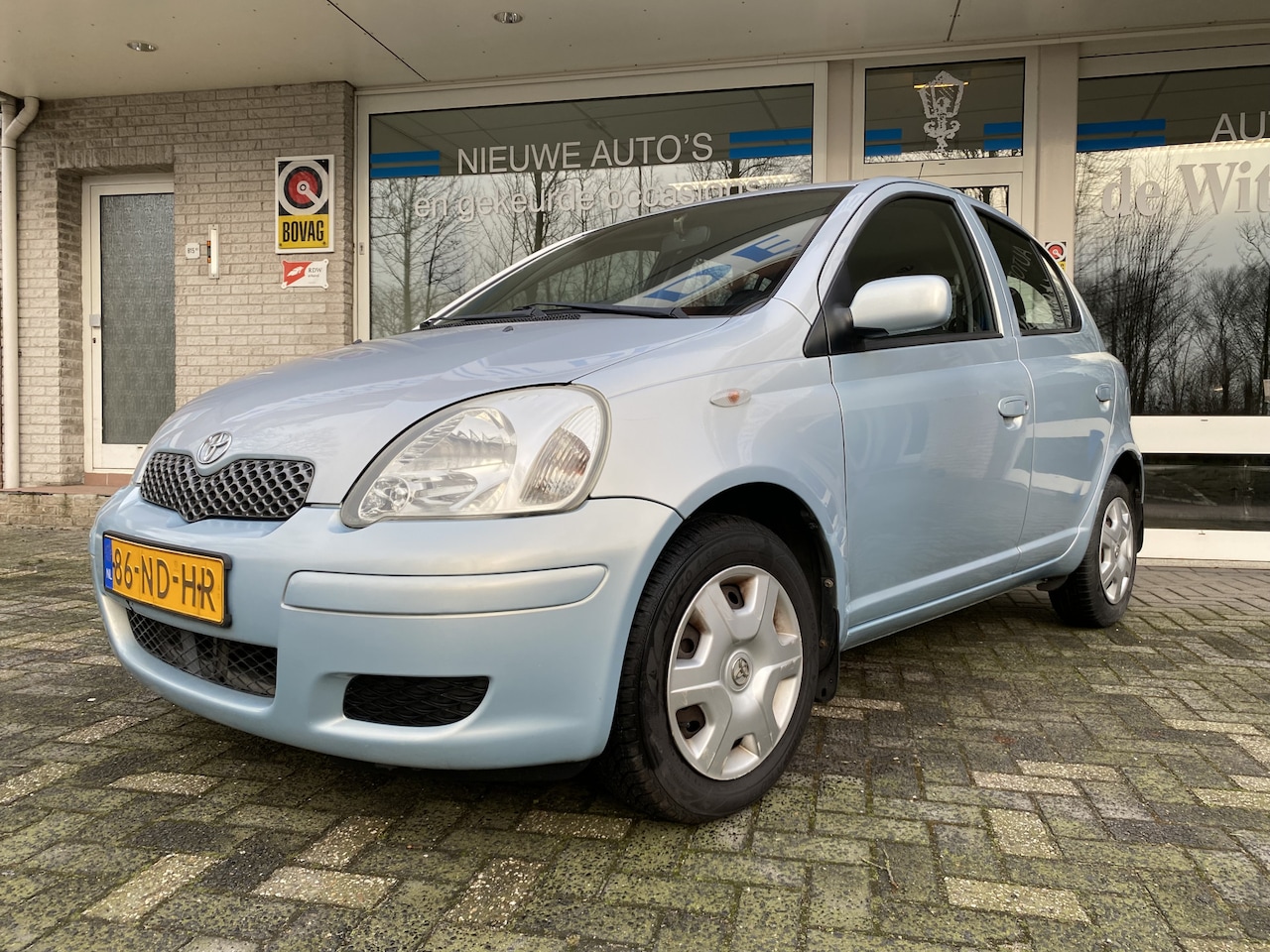 Toyota Yaris - 1.0 VVT-i Sol MMT AUTOMAAT 139000 K.M. Elektr. verst.b. buitensp./Centr. deurvergr./Airco/ - AutoWereld.nl