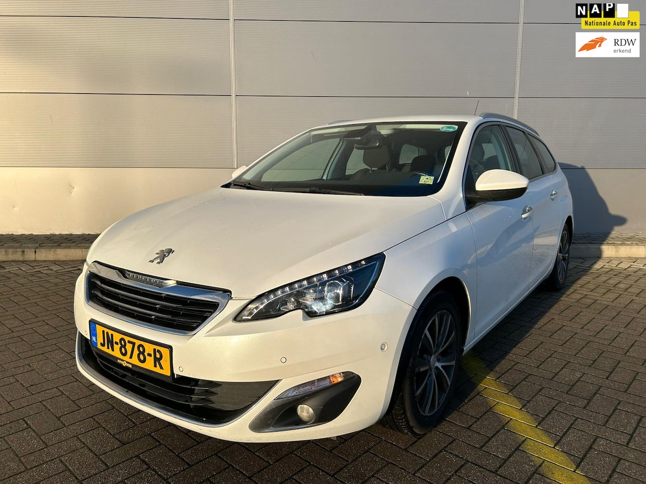 Peugeot 308 SW - 1.6 BlueHDI Allure 1.6 BlueHDI Allure - AutoWereld.nl