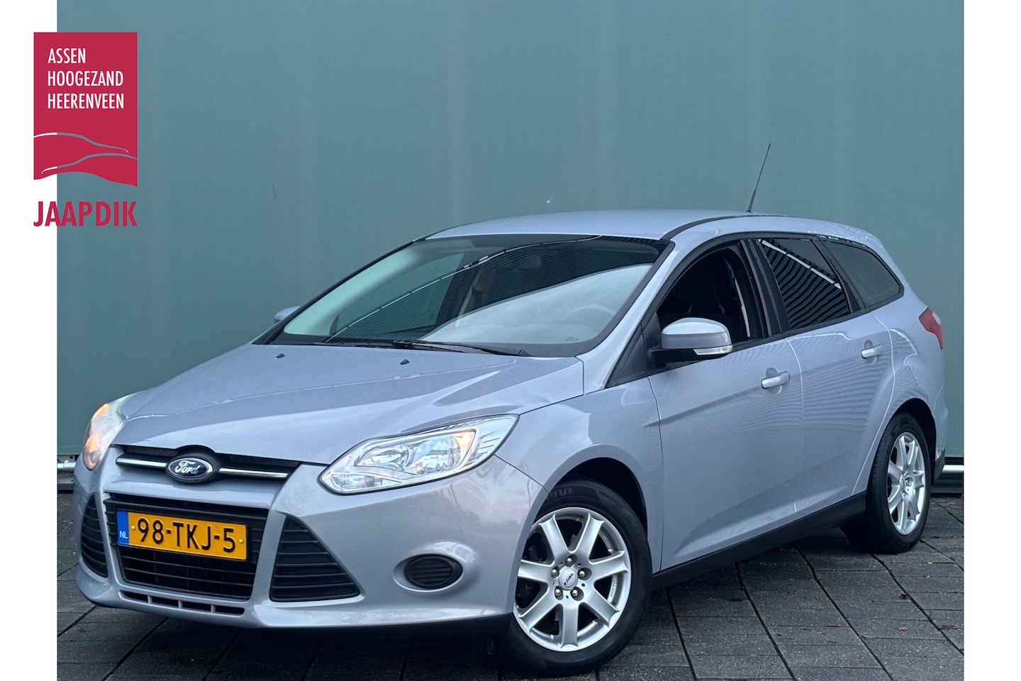 Ford Focus Wagon - BWJ 2012 | 1.6I 105PK Lease Trend | NAVI | TREKHAAK | CRUISE | AIRCO | LICHTMETAAL | DONKE - AutoWereld.nl