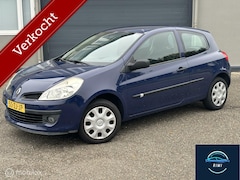 Renault Clio - 1.2-16V Special Line/ AIRCO/ELEKTR RAMEN