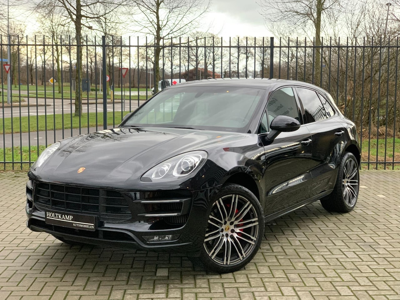 Porsche Macan - 3.6 Turbo | 400PK |PDK | BOSE | AHK | ADAP SITZE |21 ZOLL - AutoWereld.nl