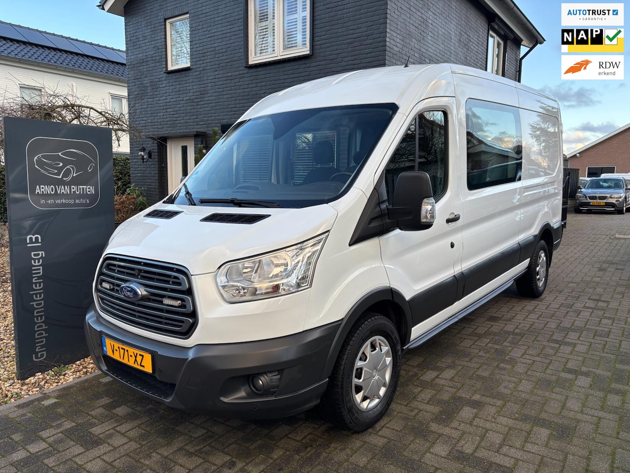 Ford Transit - 350 2.0 TDCI L3H2 Dubbele Cabine - AutoWereld.nl